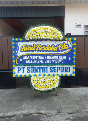Papan Bunga Duka di Kelapian