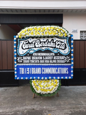 Papan Bunga Duka di Kelapian